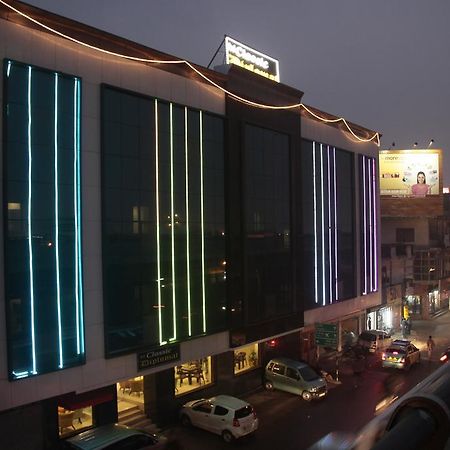 Hotel Classic Diplomat Nowe Delhi Zewnętrze zdjęcie